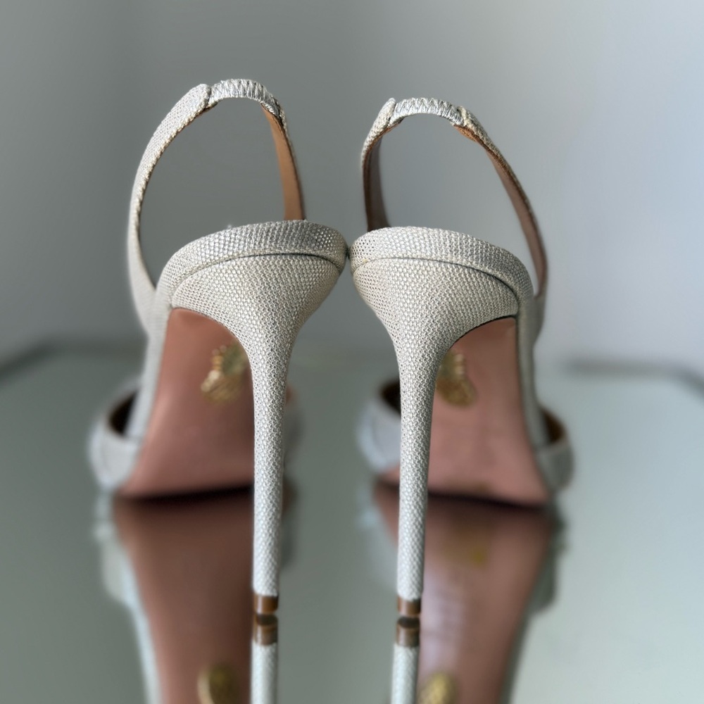 New AQUAZZURA Gatsby 105 crystal-embellished metallic canvas slingback pumps - Picture 9 of 13